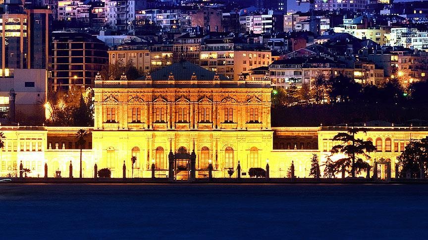 Dolmabahce Sarayi B