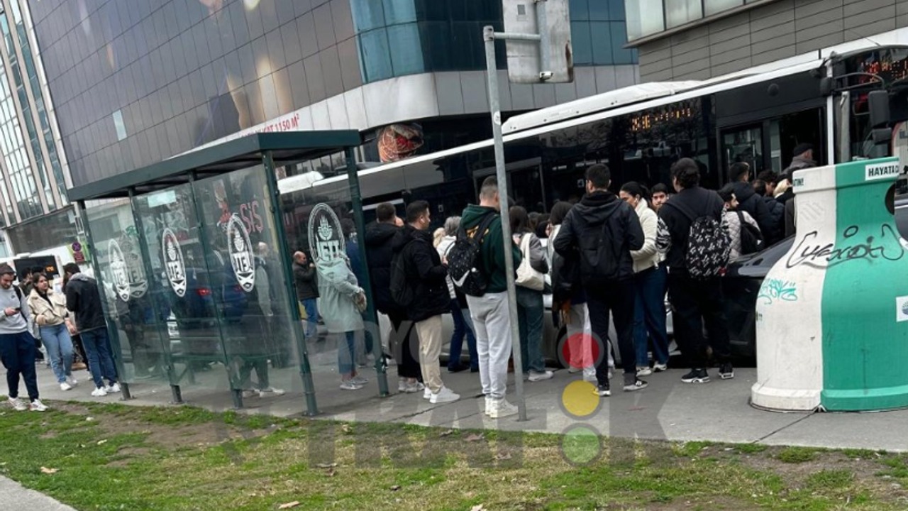 Sanayi Mahallesi Seyrantepe Metrosu